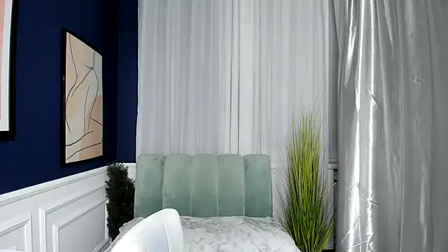 LilaWinks online show from December 1, 2025, 1:34 pm