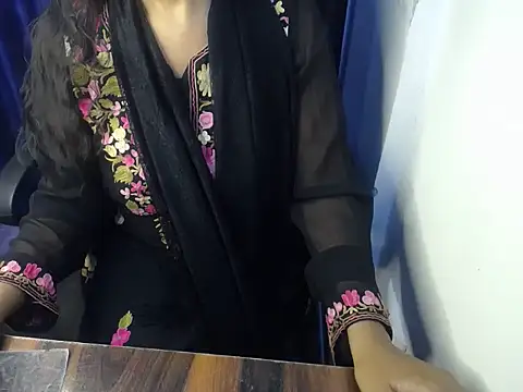 Snapshot of priya_gupta7 chatting on October 22, 2025, 9:42 am priya gupta7 online show from October 22, 2025, 9:42 am