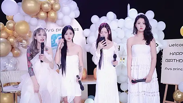 AAA-MissMoli online show from October 4, 2025, 4:08 pm