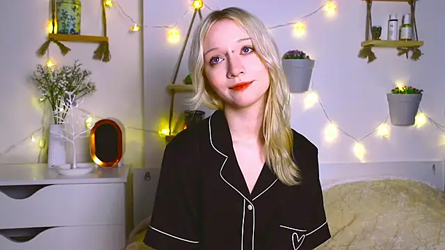 ArcticaRyder online show from September 26, 2025, 8:21 am