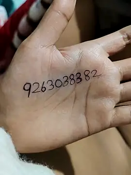 JassiKumari02 online show from November 4, 2025, 2:37 am