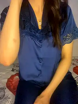 Snapshot of MayaarTop chatting on October 7, 2025, 10:33 pm MayaarTop online show from October 7, 2025, 10:33 pm