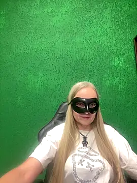 Snapshot of B_i_r_d_i_e chatting on September 26, 2025, 11:06 am B i r d i e online show from September 26, 2025, 11:06 am