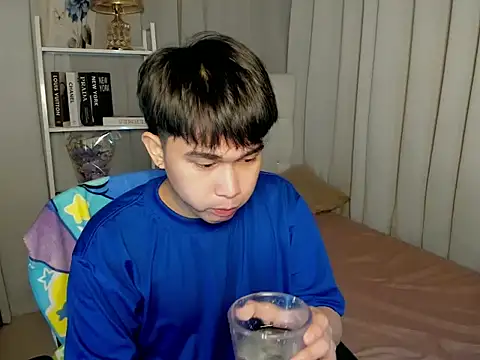 jayxxxlovescock online show from February 23, 2026, 4:40 pm