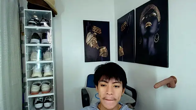 jayxxxlovescock online show from October 6, 2025, 6:19 pm