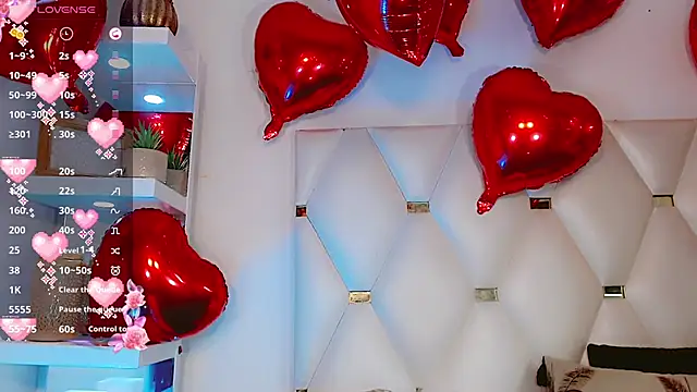  IsabellaRousse online show from February 13, 2026, 9:04 pm