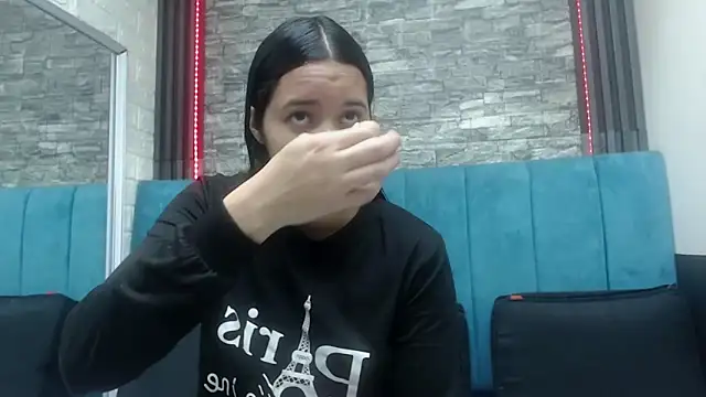 Lil Rose2006 online show from November 27, 2025, 12:49 pm