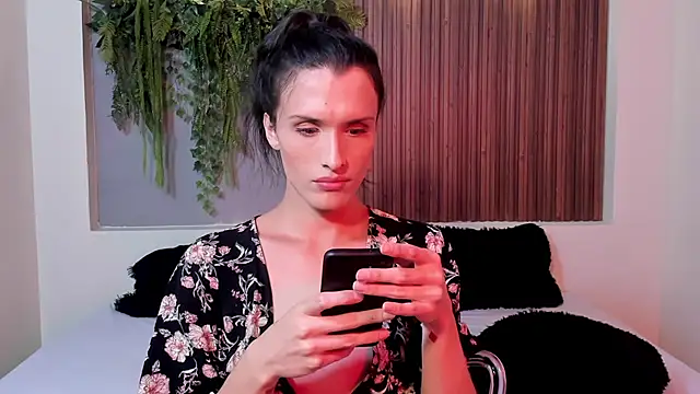 IsabelFernandez online show from September 26, 2025, 6:31 am