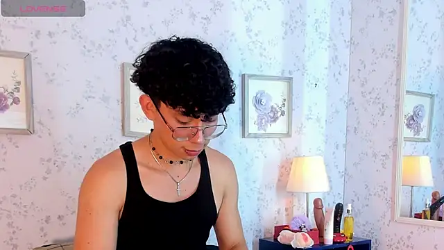 liam twiink online show from March 20, 2026, 7:37 pm