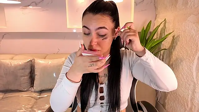 Snapshot of scarlett_smith_tp chatting on December 21, 2025, 12:51 pm scarlett smith tp online show from December 21, 2025, 12:51 pm