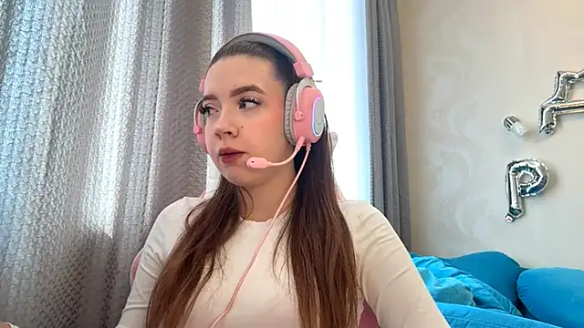 Snapshot of NadaBajko chatting on September 26, 2025, 2:40 am NadaBajko online show from September 26, 2025, 2:40 am
