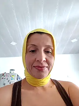  Husniah  online show from September 27, 2025, 2:34 pm