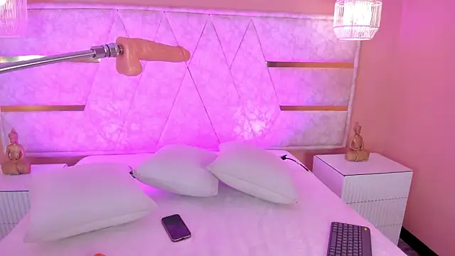 Snapshot of cata_monrey chatting on October 24, 2025, 7:46 pm cata monrey online show from October 24, 2025, 7:46 pm