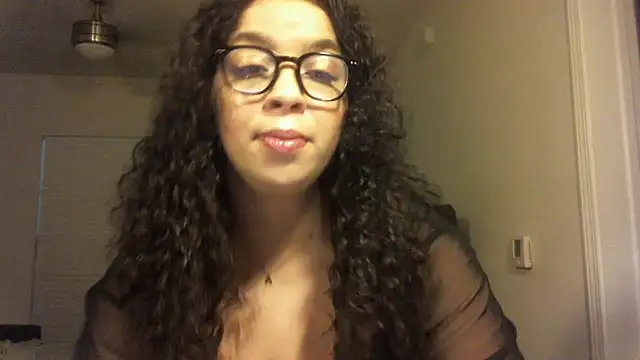 lotuzpetals online show from September 30, 2025, 12:38 am
