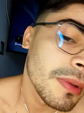 Mason grey online show from October 26, 2025, 1:55 pm