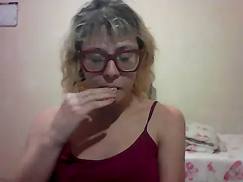 BlondieTami online show from January 7, 2026, 2:05 am