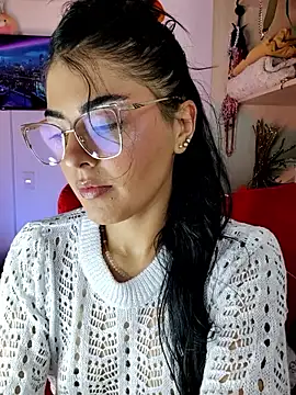 ValeNiitaLuv online show from April 4, 2026, 5:58 am