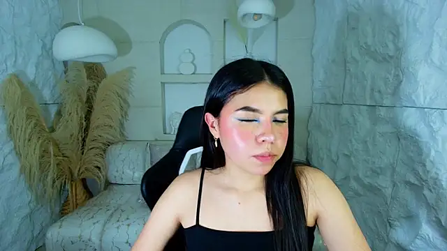 ambarina r online show from October 22, 2025, 3:17 am