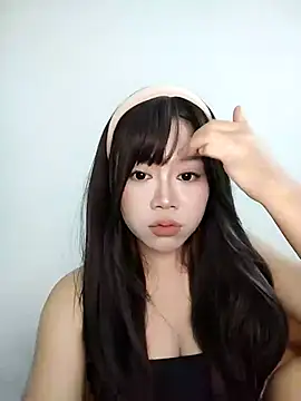 -Bianca- online show from November 8, 2025, 4:21 pm