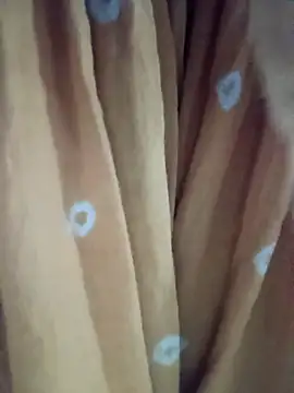 Snapshot of TeluguCuplehyd chatting on October 23, 2025, 4:33 am TeluguCuplehyd online show from October 23, 2025, 4:33 am