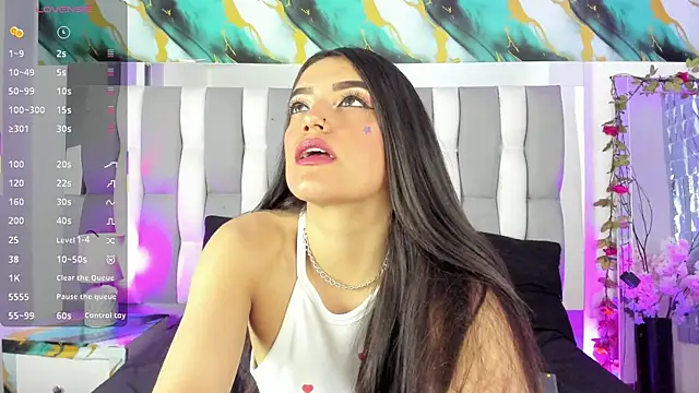 Snapshot of IsaDiiaz chatting on January 10, 2026, 4:52 am IsaDiiaz online show from January 10, 2026, 4:52 am