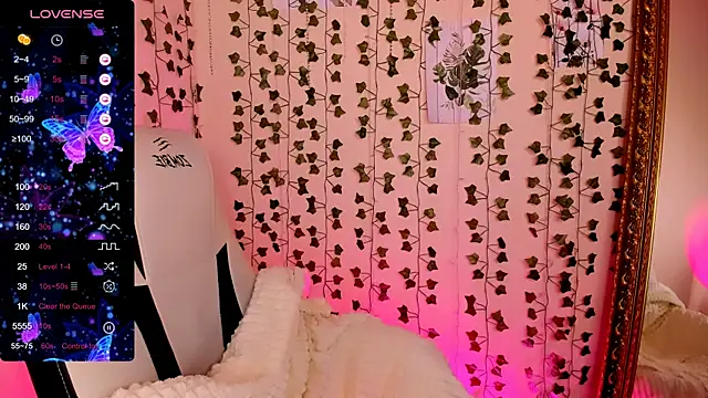 LinaBlossom  online show from February 24, 2026, 8:26 am