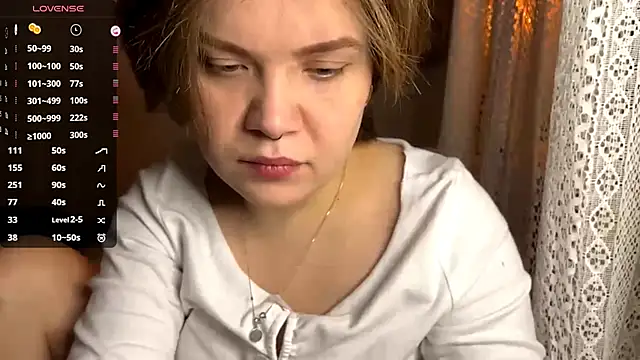 SabrinaFolts online show from November 4, 2025, 4:22 pm