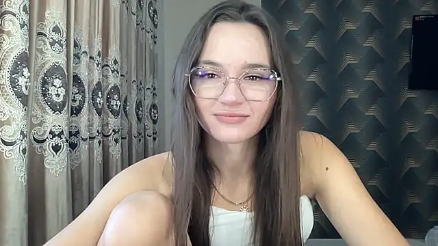 KamFykes online show from October 1, 2025, 2:21 pm