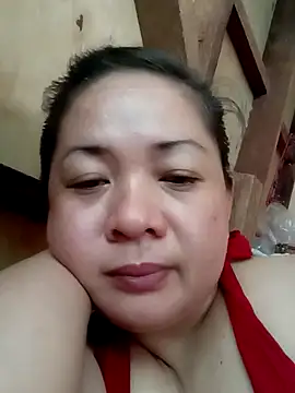 hornymom 01 online show from October 3, 2025, 11:17 pm