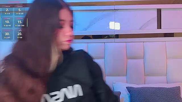 Snapshot of samanthaa_sm chatting on February 3, 2026, 12:10 pm samanthaa sm online show from February 3, 2026, 12:10 pm