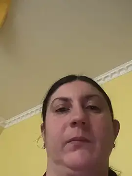 oksana1990 online show from November 11, 2025, 7:03 am