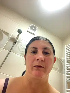 oksana1990 online show from October 16, 2025, 9:06 am