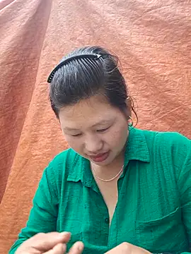 diamond-- online show from October 7, 2025, 12:55 am