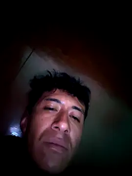 Carlos27hot online show from October 30, 2025, 11:45 pm