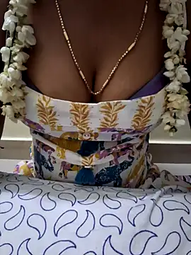 jasminetaml online show from October 24, 2025, 12:26 pm