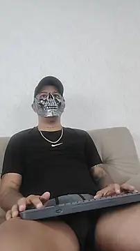 Snapshot of MaximoHall86 chatting on October 31, 2025, 12:02 pm MaximoHall86 online show from October 31, 2025, 12:02 pm