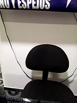 Snapshot of _Luna-1 chatting on March 3, 2026, 12:34 pm Luna-1 online show from March 3, 2026, 12:34 pm