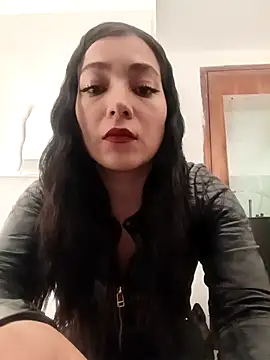 Snapshot of _Luna-1 chatting on October 18, 2025, 5:59 pm Luna-1 online show from October 18, 2025, 5:59 pm