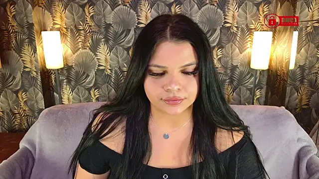 ThiccMady online show from October 16, 2025, 1:41 pm