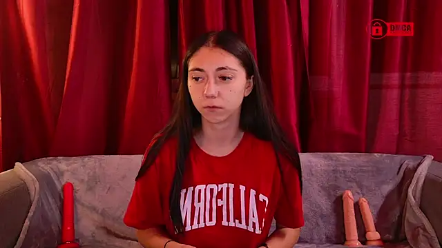 Charming LIA online show from December 1, 2025, 9:26 pm