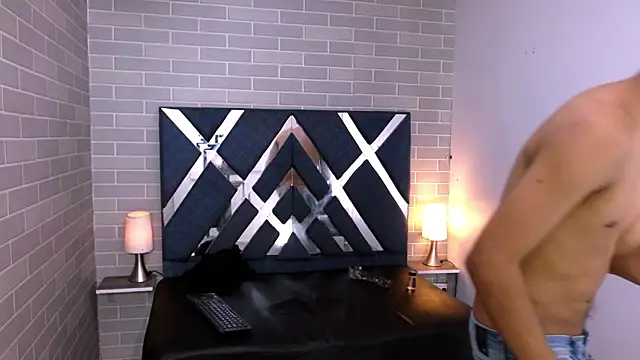 Snapshot of marcus_hans_ chatting on November 21, 2025, 6:40 pm marcus hans online show from November 21, 2025, 6:40 pm