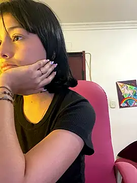 xoxo milk online show from January 9, 2026, 8:27 pm