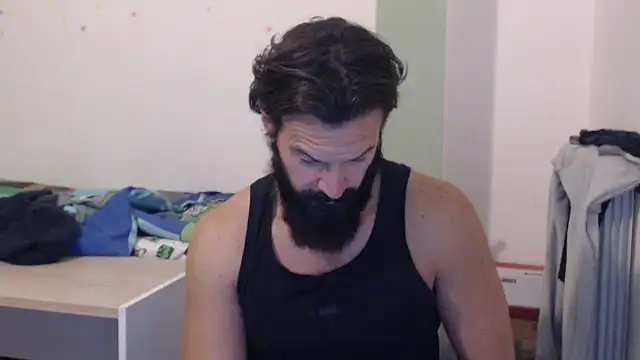 muscoloporco online show from December 1, 2025, 9:37 pm