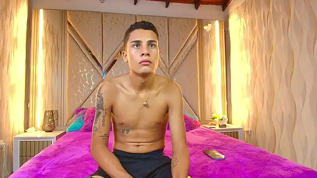 Twink davidxx online show from September 29, 2025, 7:52 pm