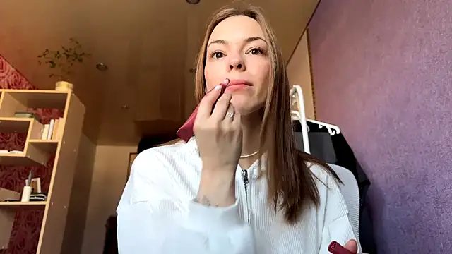 SofiaSmiles online show from September 23, 2025, 5:03 am