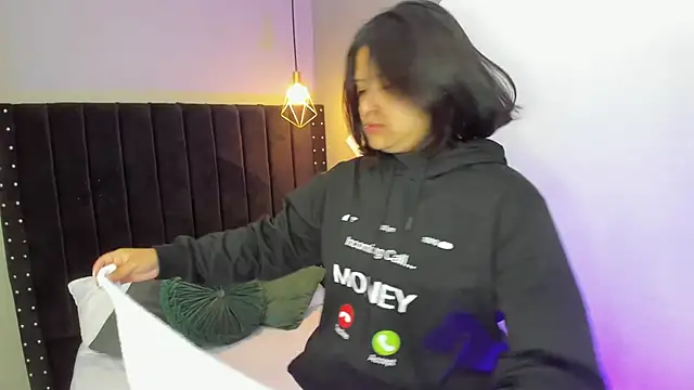 mayukim online show from November 30, 2025, 11:33 am