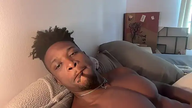 MrDaddyBlackNi9e online show from December 1, 2025, 2:07 pm