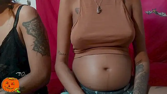 Snapshot of Couple_Moth666 chatting on October 17, 2025, 4:42 pm Couple Moth666 online show from October 17, 2025, 4:42 pm