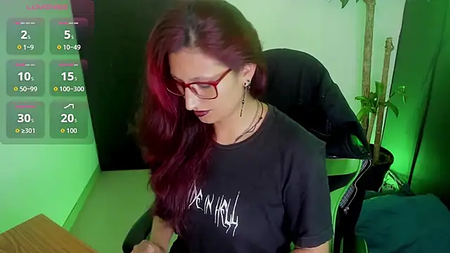 Snapshot of VictoriaSpenser chatting on November 20, 2025, 1:01 pm VictoriaSpenser online show from November 20, 2025, 1:01 pm