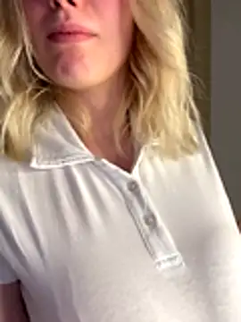 Snapshot of HoneyRay chatting on November 29, 2025, 10:37 am HoneyRay online show from November 29, 2025, 10:37 am